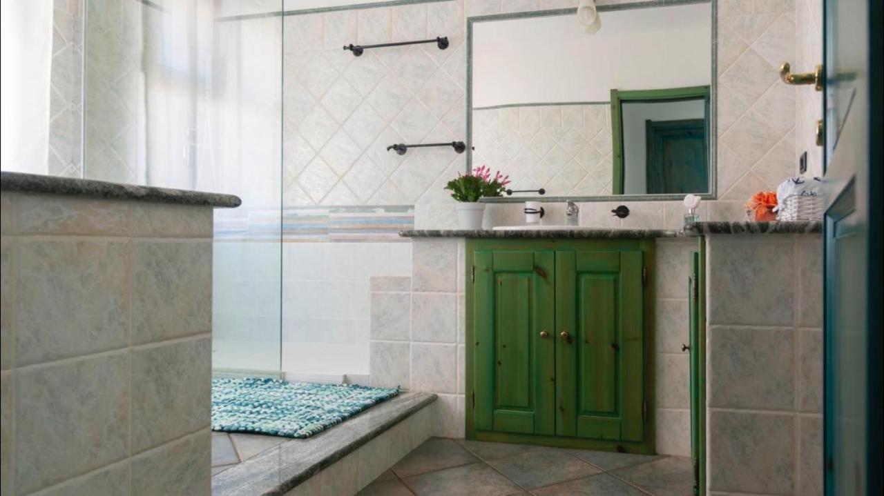 Apartamento Cala Gonone House Exterior foto